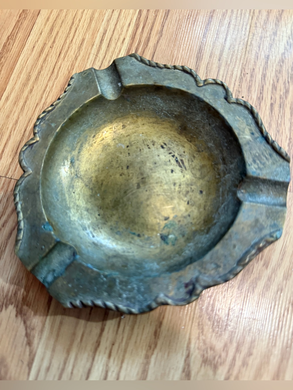 Vintage Brass Ashtray With Rope Look Trim , patina comes with it😉